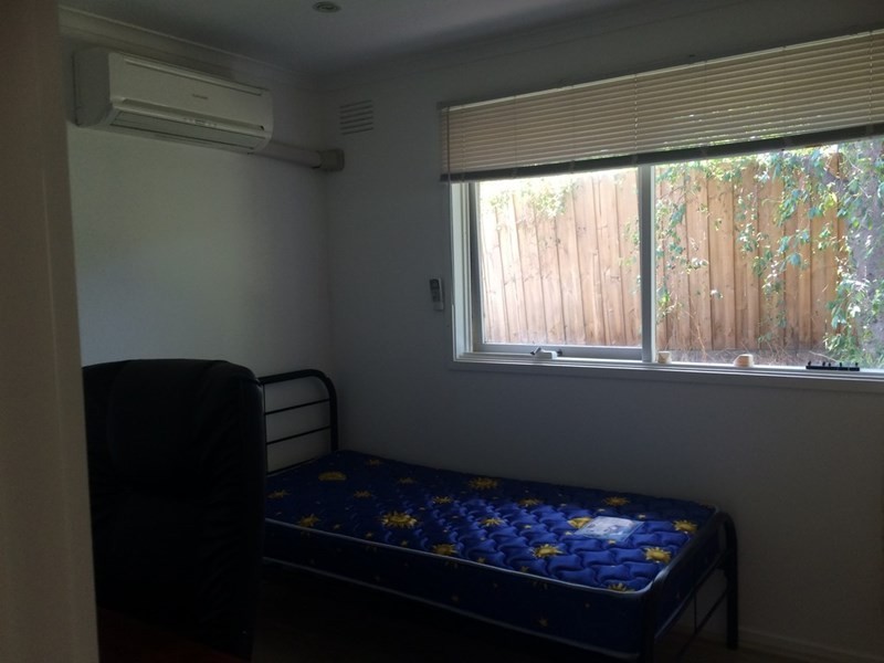 Rooms@5 Merryn Close, Bundoora VIC 3083
