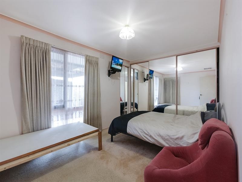 12 Bouverie Place, Epping VIC 3076