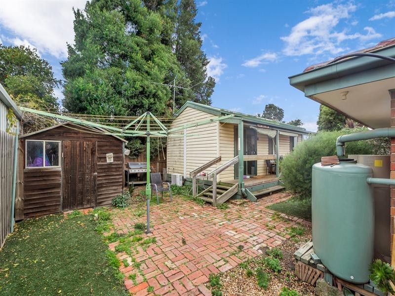 12 Bouverie Place, Epping VIC 3076