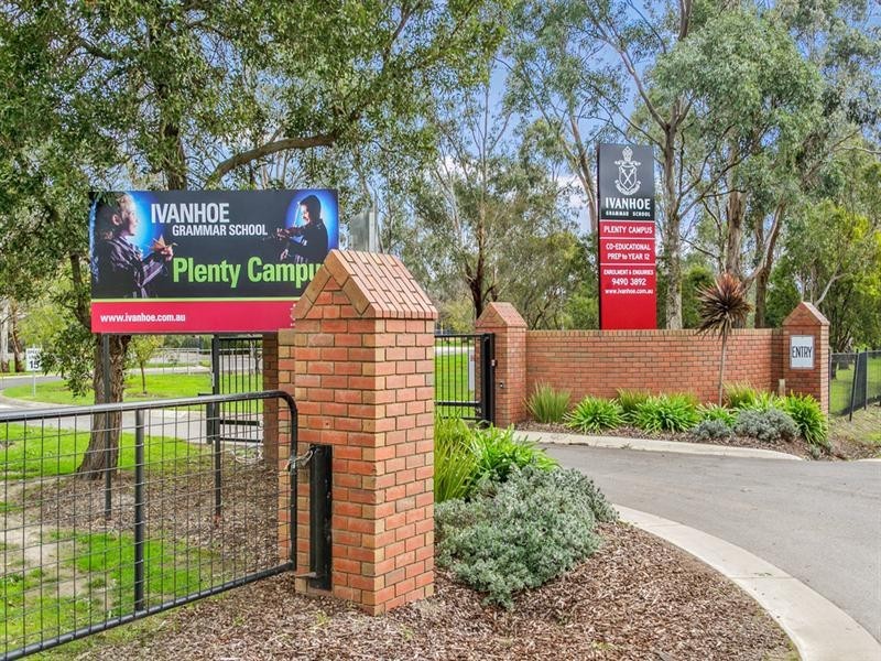11 Marlowe Grange, Mernda VIC 3754
