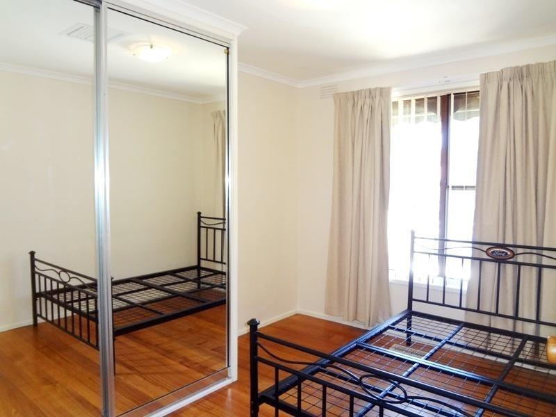 12 Cabot Drive, Epping VIC 3076