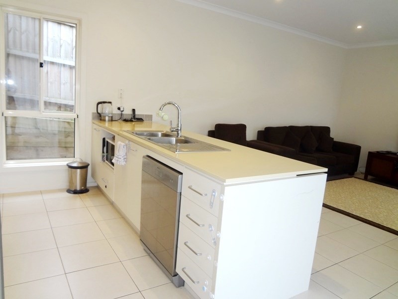 32 Waterlily Drive, Epping VIC 3076