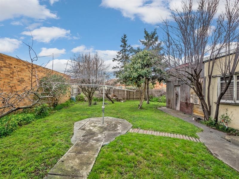 19 Derrick Street, Lalor VIC 3075