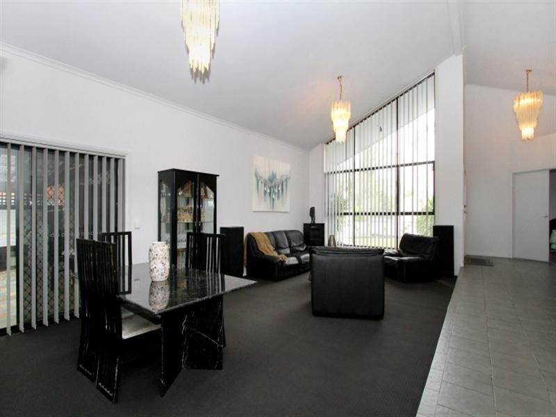 9 Randell Court, Mill Park VIC 3082