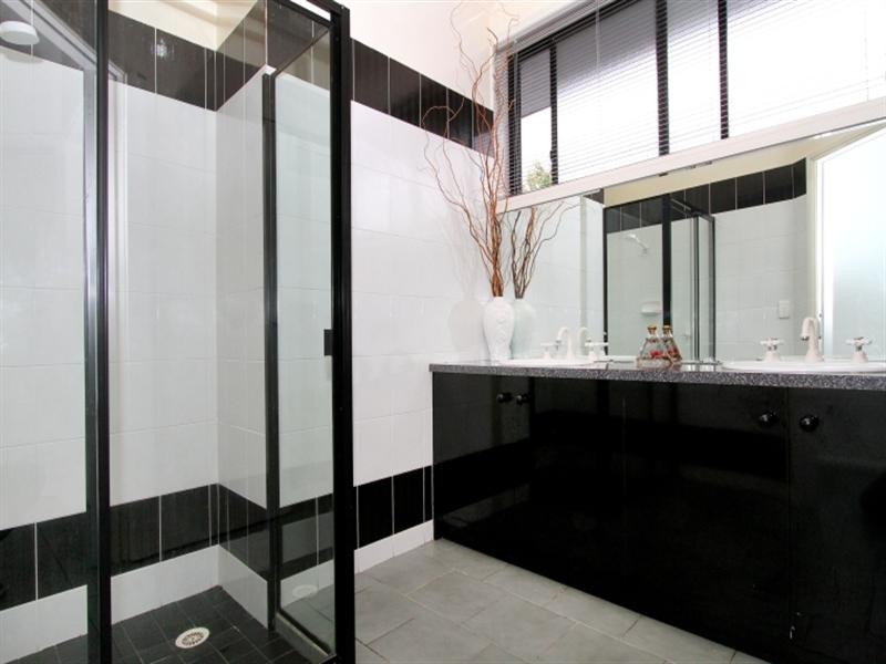 9 Randell Court, Mill Park VIC 3082