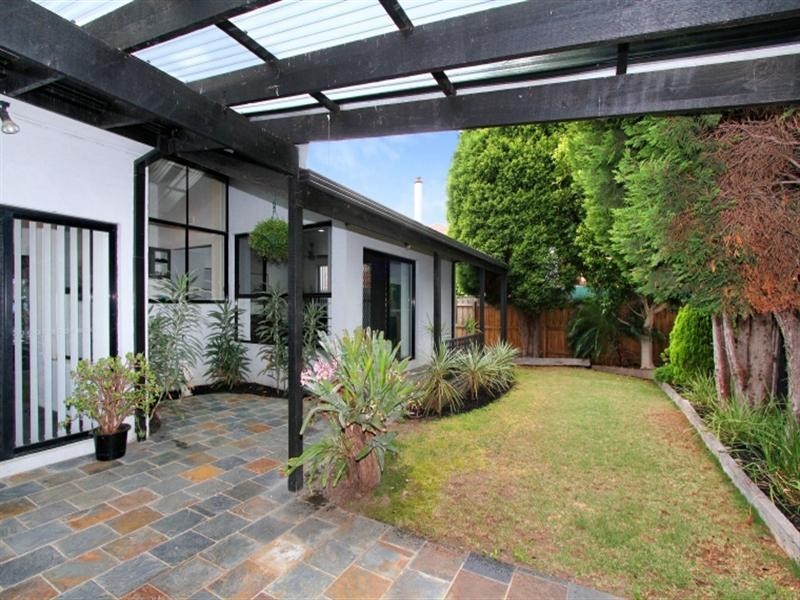 9 Randell Court, Mill Park VIC 3082