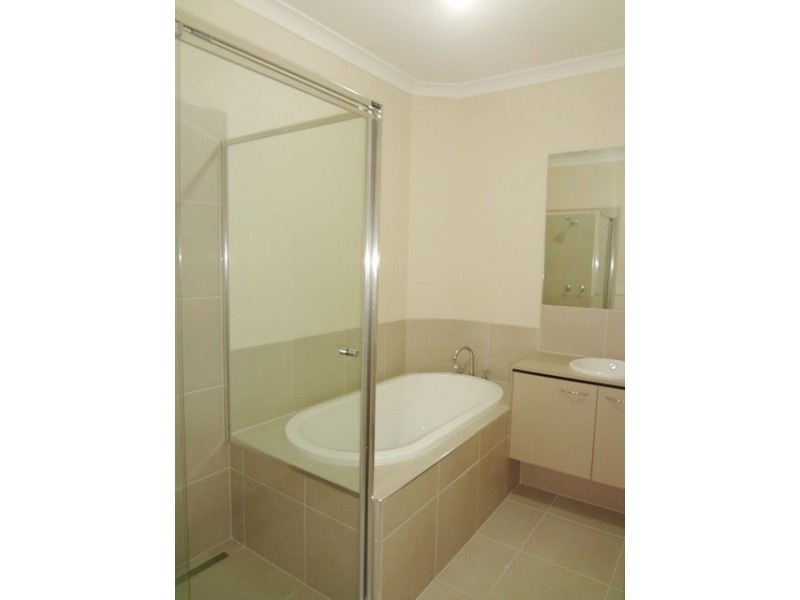 16 Darwin Way, Wollert VIC 3750