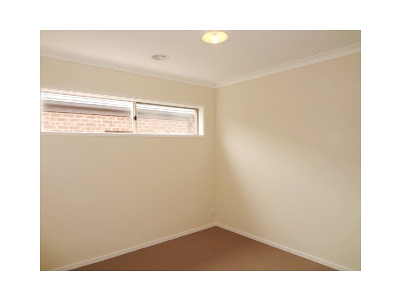 16 Darwin Way, Wollert VIC 3750