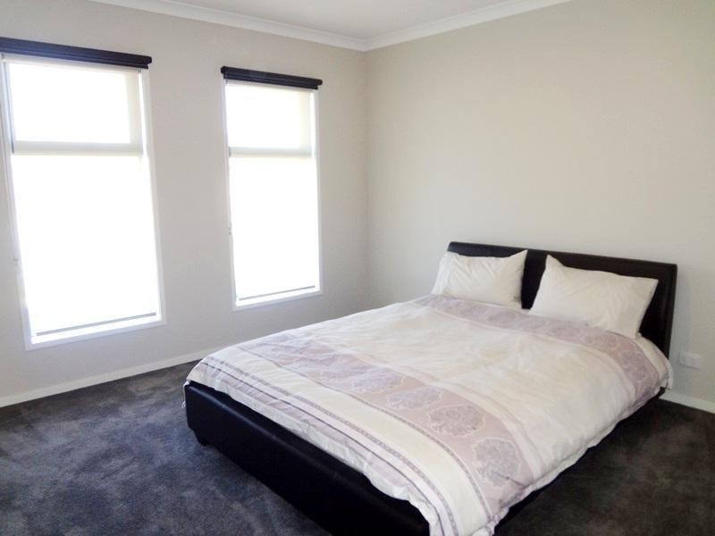 5 Cloverfield Crescent, (Wollert), Epping VIC 3076