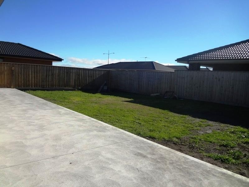5 Cloverfield Crescent, (Wollert), Epping VIC 3076