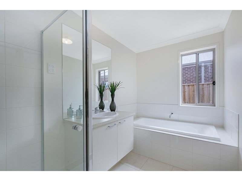 19 Beresford Road, Epping VIC 3076