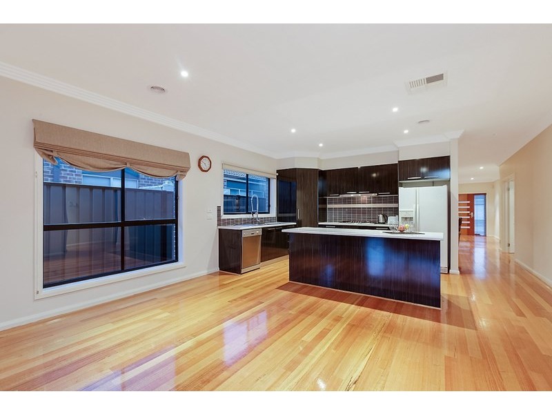 6 Steels Place, South Morang VIC 3752