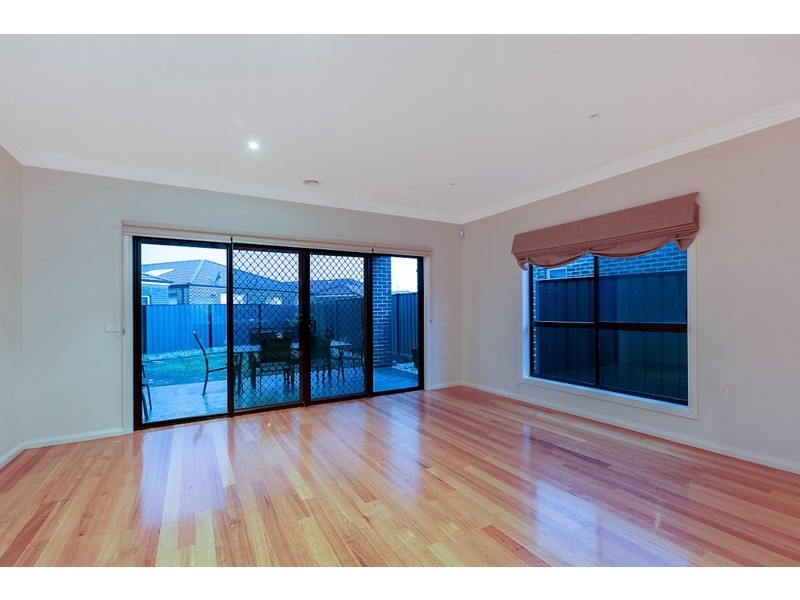 6 Steels Place, South Morang VIC 3752