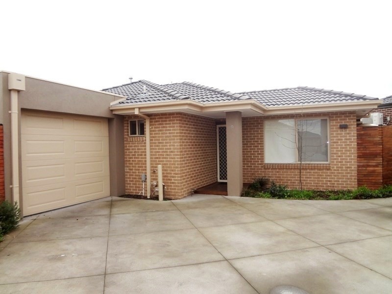 9/9 Garth Place, Epping VIC 3076