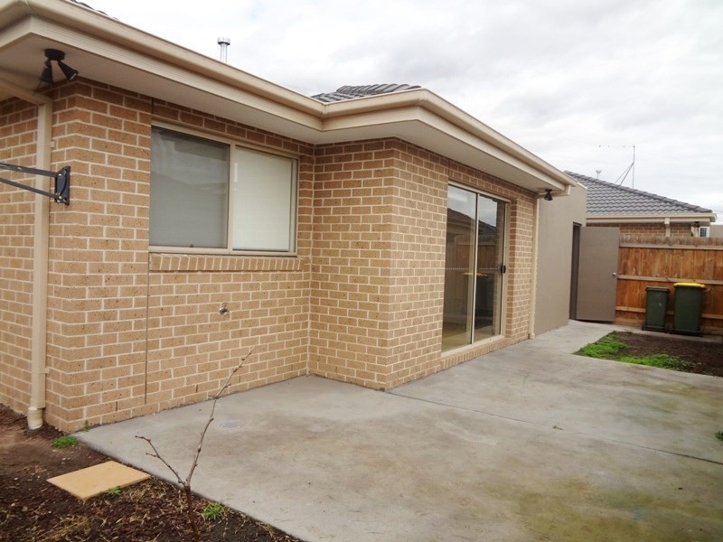 9/9 Garth Place, Epping VIC 3076