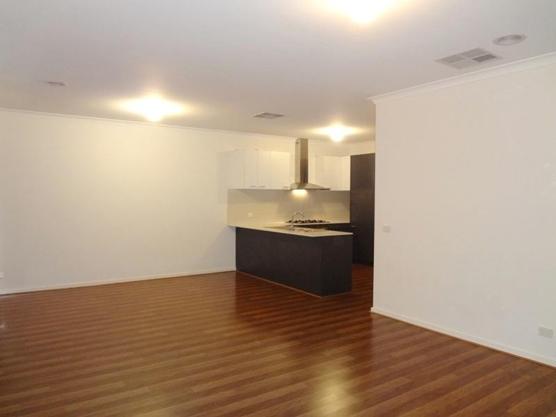 17 Yumbarra Parade, Wollert VIC 3750