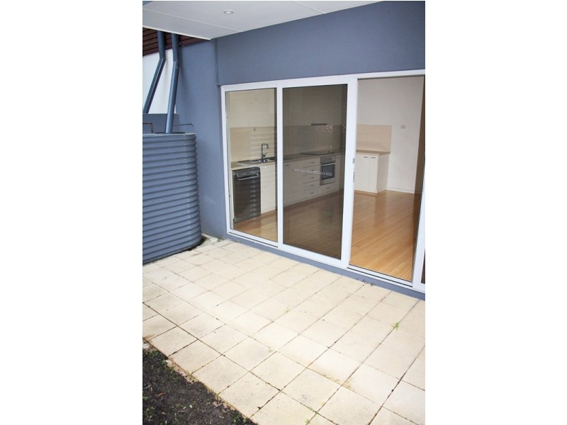 4 Poinsettia Court, Bundoora VIC 3083