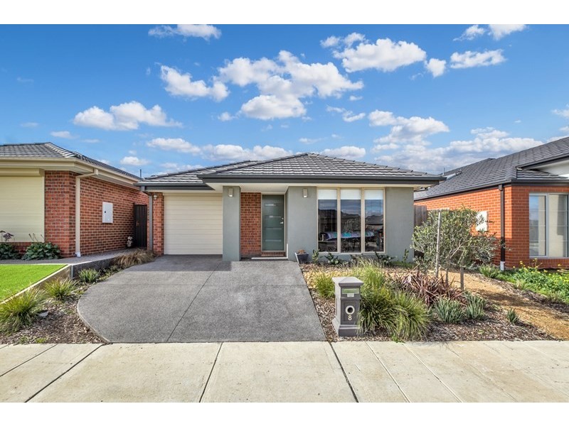 8 Celadon Street, Epping VIC 3076