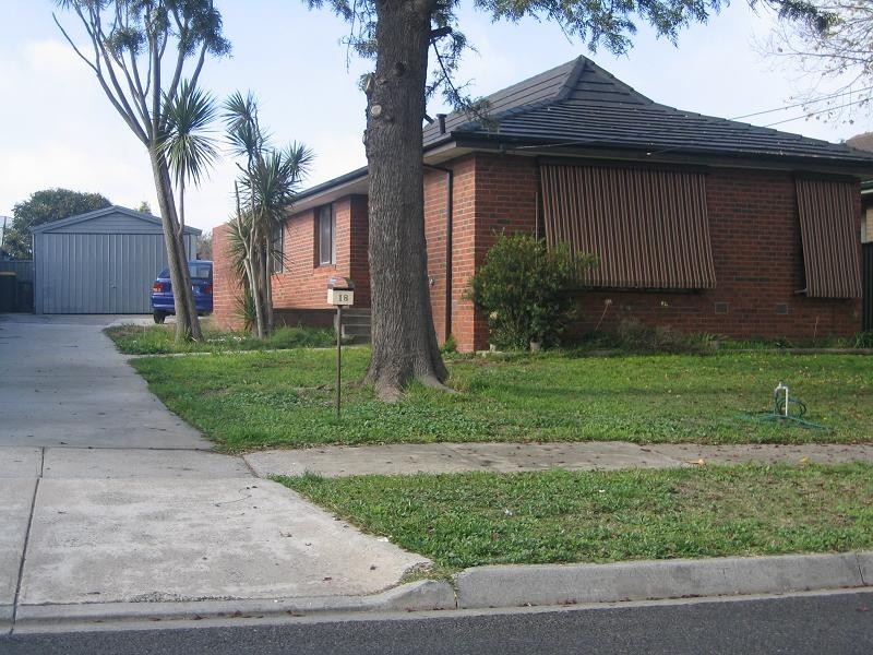 18 Menzies Parade, Lalor VIC 3075