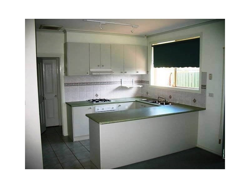 73 Powell Street (Regent), Reservoir VIC 3073