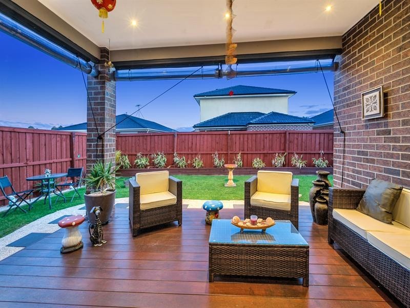 6 Cloverfield Crescent, Epping VIC 3076