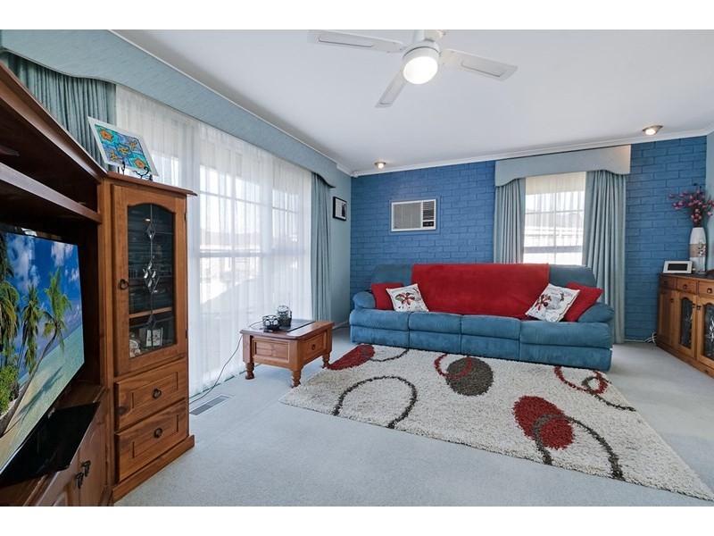 7 Pinnacle Court, Lalor VIC 3075