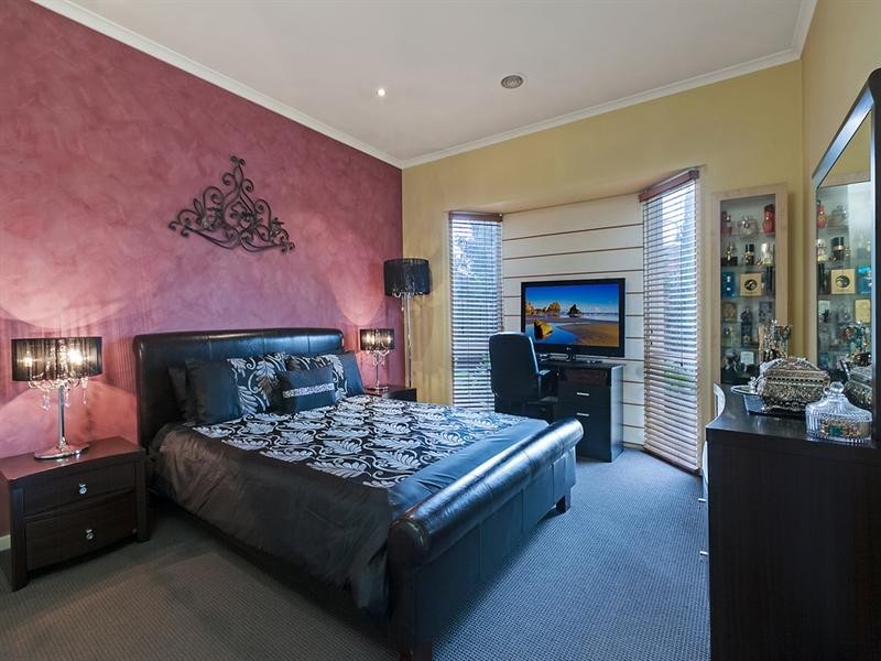 2 Columbine Court, Epping VIC 3076