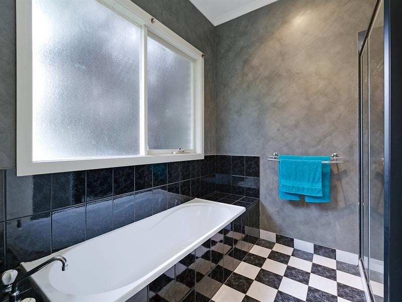 2 Columbine Court, Epping VIC 3076