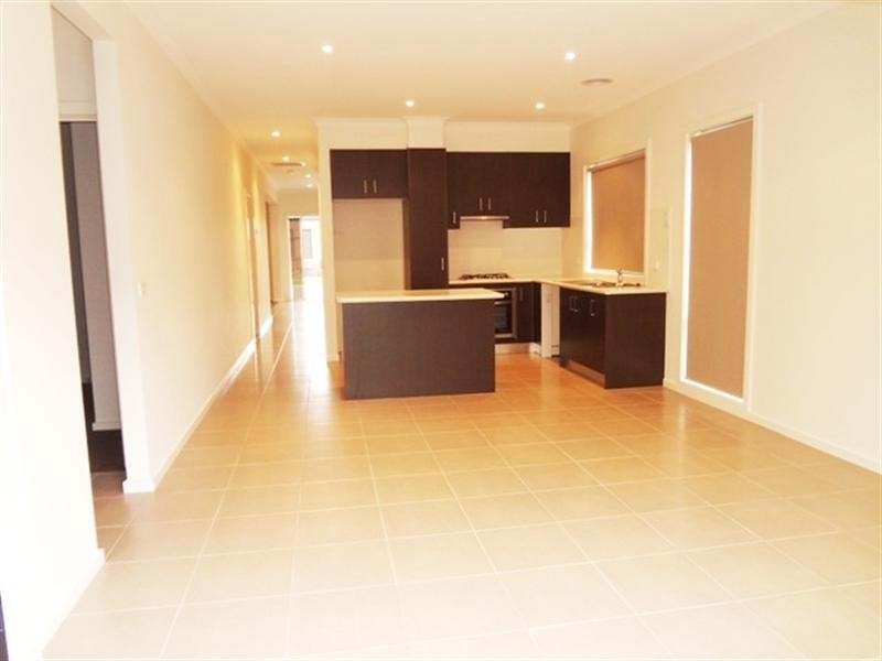 18 Kopi Way, Wollert VIC 3750