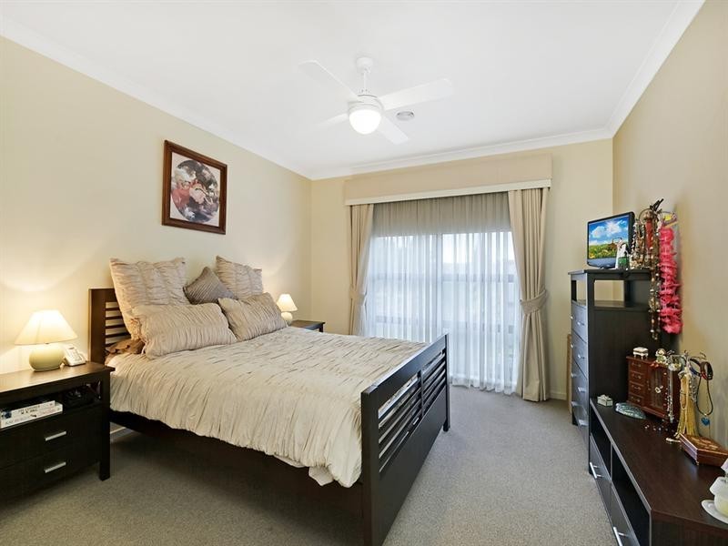 8 Escape Drive, Doreen VIC 3754