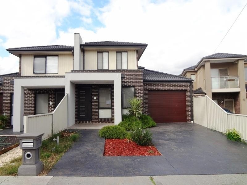 2/15 Bambury Court, Campbellfield VIC 3061