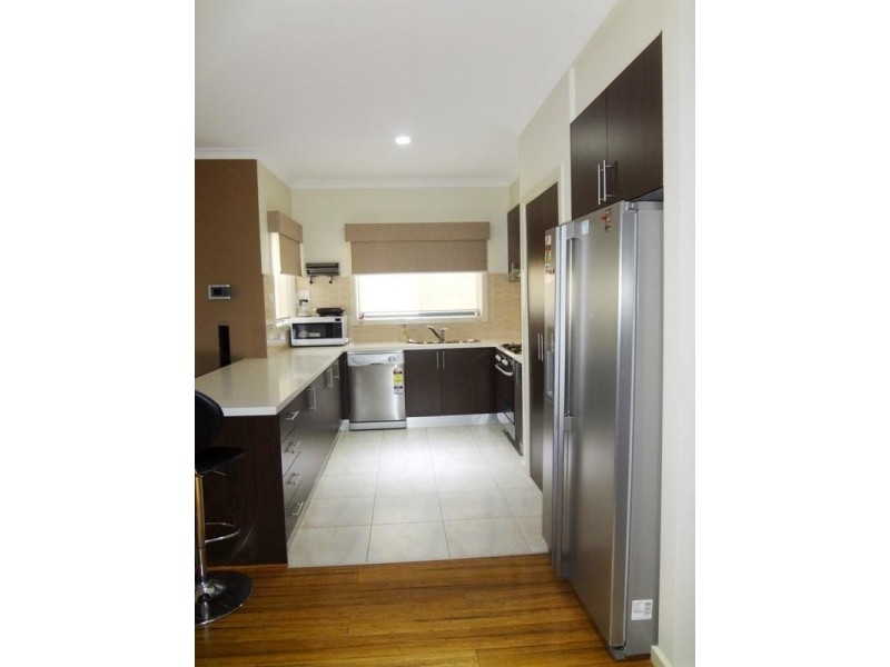 2/15 Bambury Court, Campbellfield VIC 3061