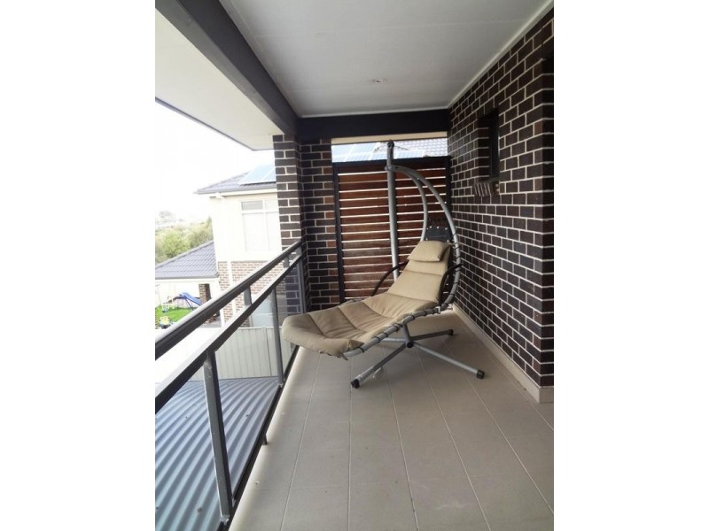 2/15 Bambury Court, Campbellfield VIC 3061