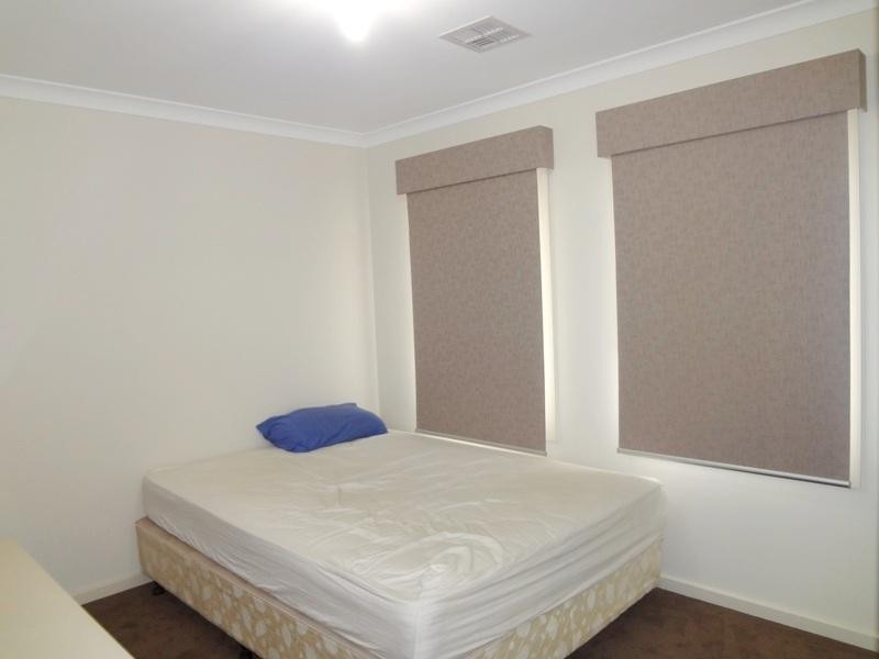 2/15 Bambury Court, Campbellfield VIC 3061