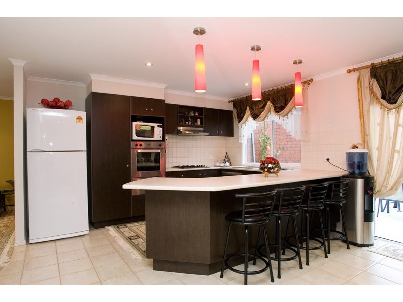 2 Rocky Court, Epping VIC 3076