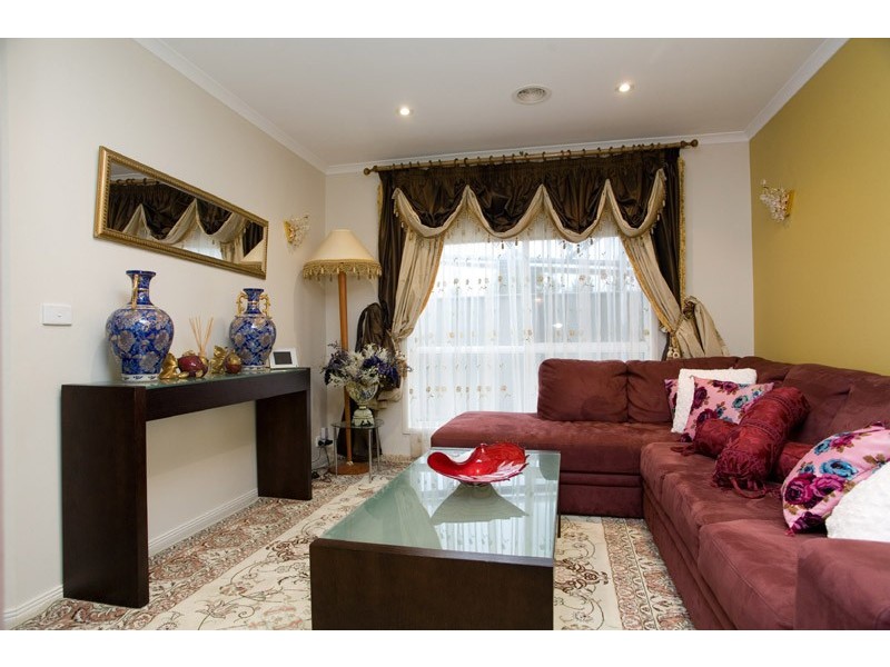 2 Rocky Court, Epping VIC 3076