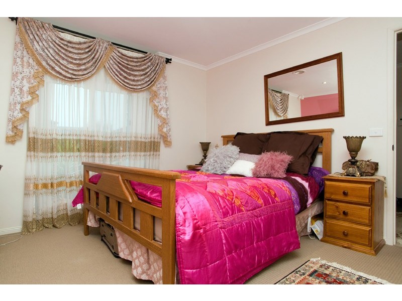 2 Rocky Court, Epping VIC 3076