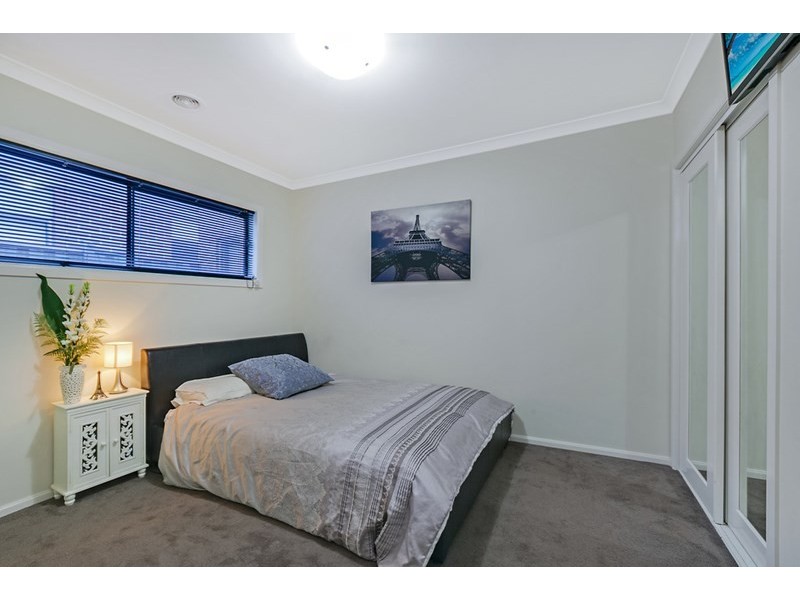 31 Suncroft Drive, Lalor VIC 3075