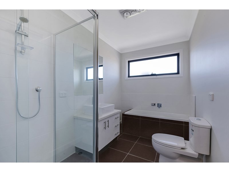 2/56 Richards Street, Lalor VIC 3075