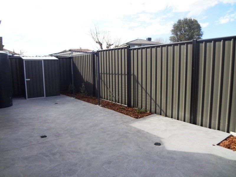 2/56 Richards Street, Lalor VIC 3075