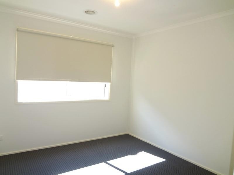 16 Erindale Place, Craigieburn VIC 3064