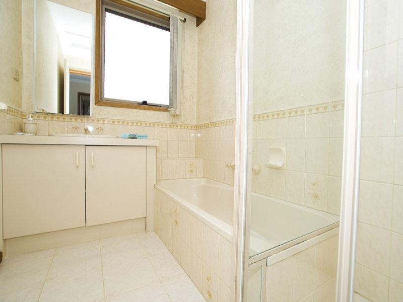 31 Longwood Drive, Epping VIC 3076