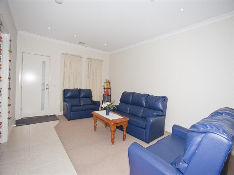 7 Runecrest Terrace, Epping VIC 3076