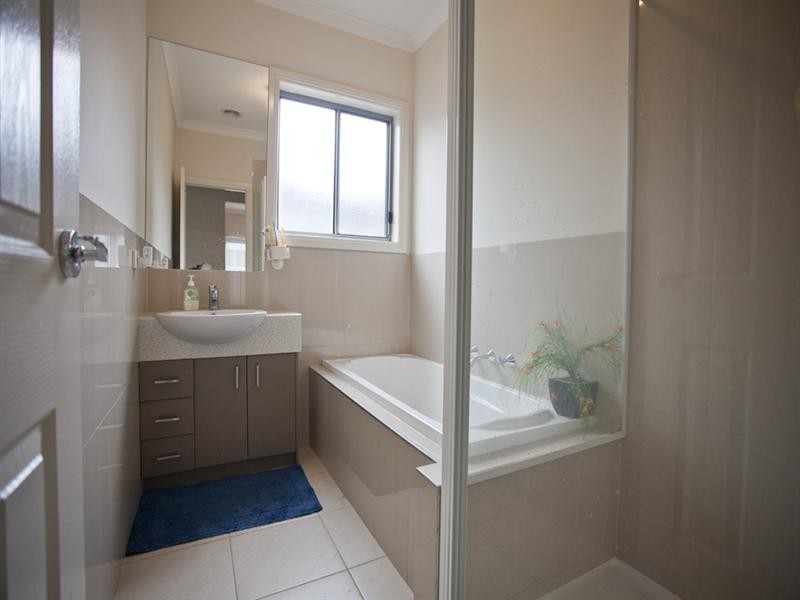 7 Runecrest Terrace, Epping VIC 3076
