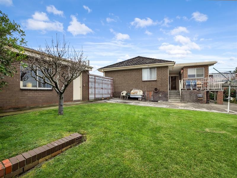19 Kalara Close, Lalor VIC 3075