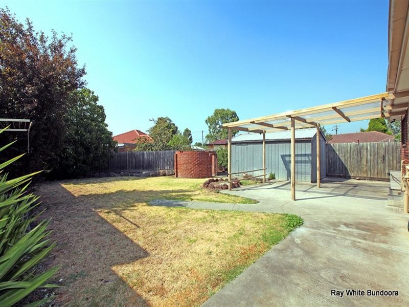 10 Kalara Close, Lalor VIC 3075