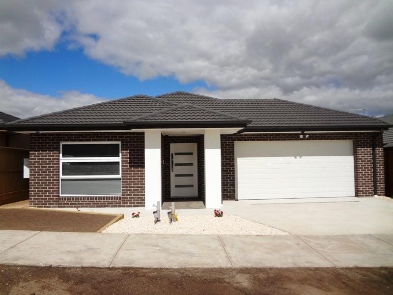 57 Golf Links Drive, Beveridge VIC 3753