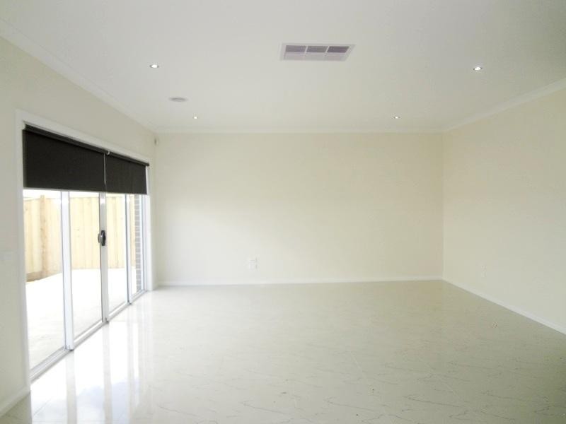57 Golf Links Drive, Beveridge VIC 3753