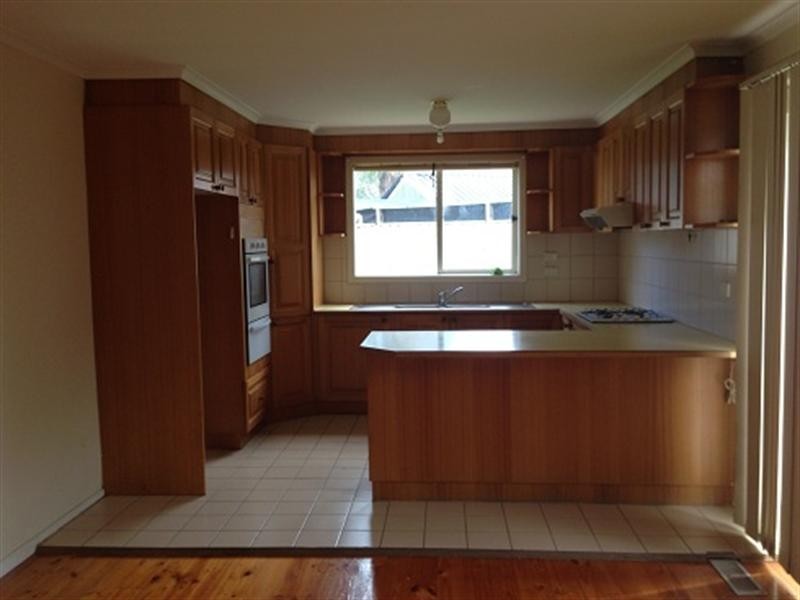 79a Grenda Drive, Mill Park VIC 3082