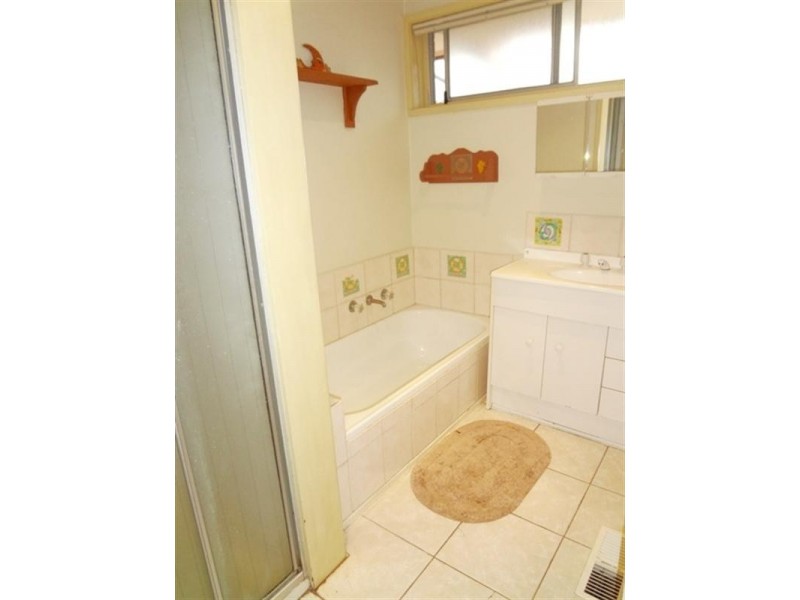 103 Gardenia Road, Lalor VIC 3075